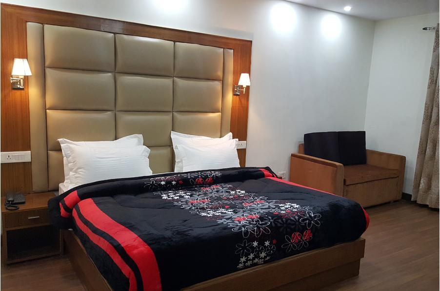 Hotel Kayanat Dalhousie Zewnętrze zdjęcie